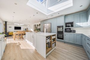 Photo 21- click for photo gallery